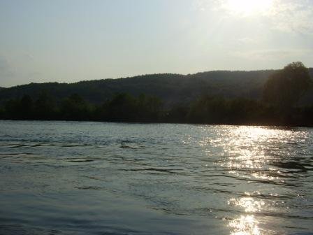 75275-Una.JPG,  bytes